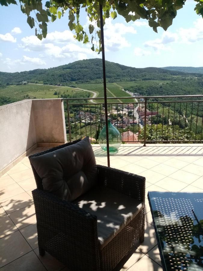 Studio Apartman Bel Vedere Motovun Exterior foto